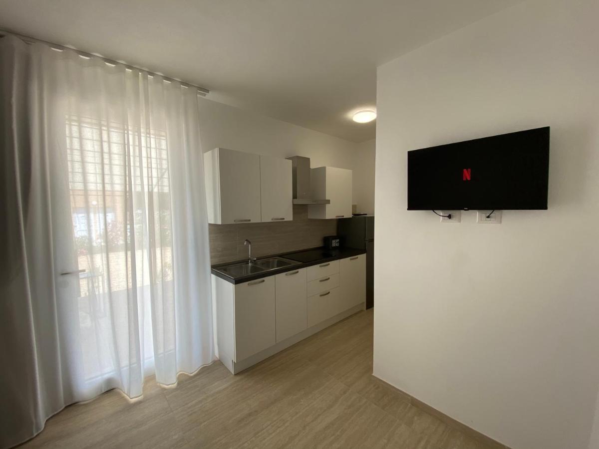 Maris Suite - Appartamento Con Vasca Idromassaggio Alghero Bagian luar foto